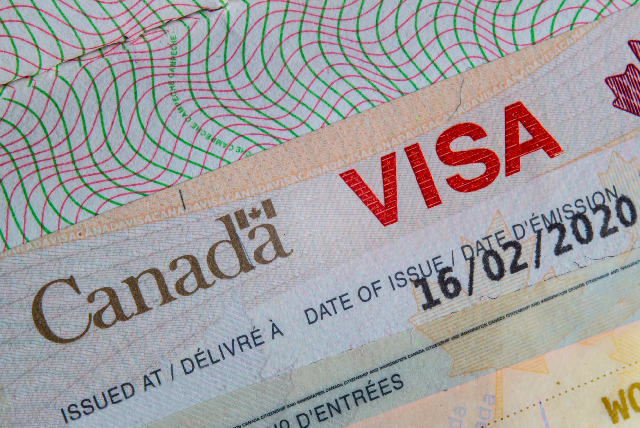 Dịch vụ hỗ trợ hướng dẫn thủ tục visa đi Canada